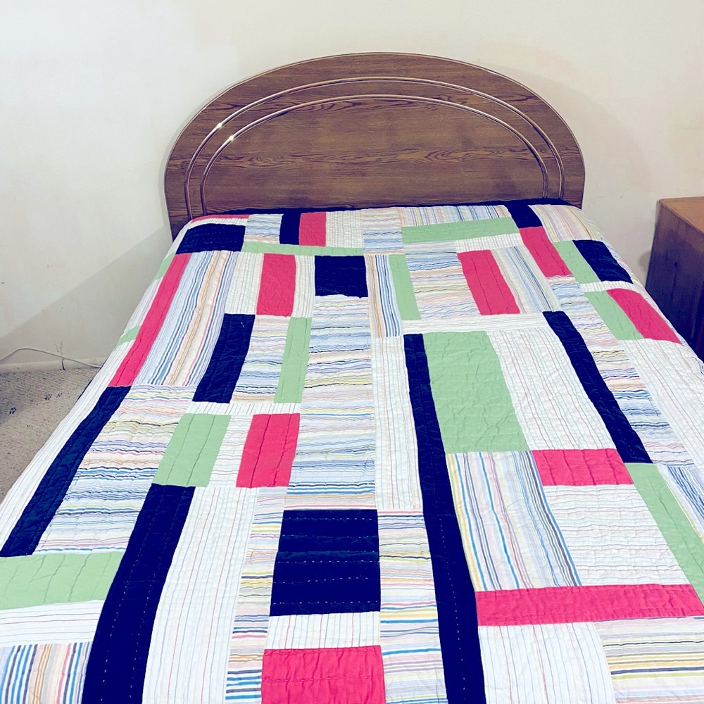 Vintage Handmade Quilt In Beautiful Bright Colors with Navy Bottom 88”x87”
